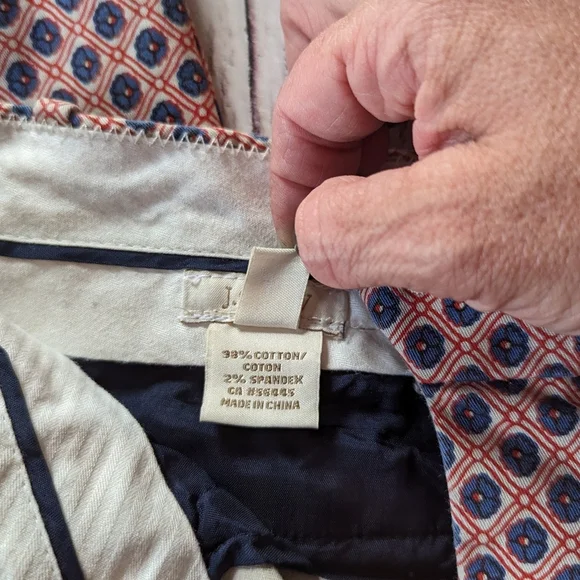 J. Crew Cafe Capri's Size 6 - Red, Cream and Blue Floral Print - Picture 10 of 12